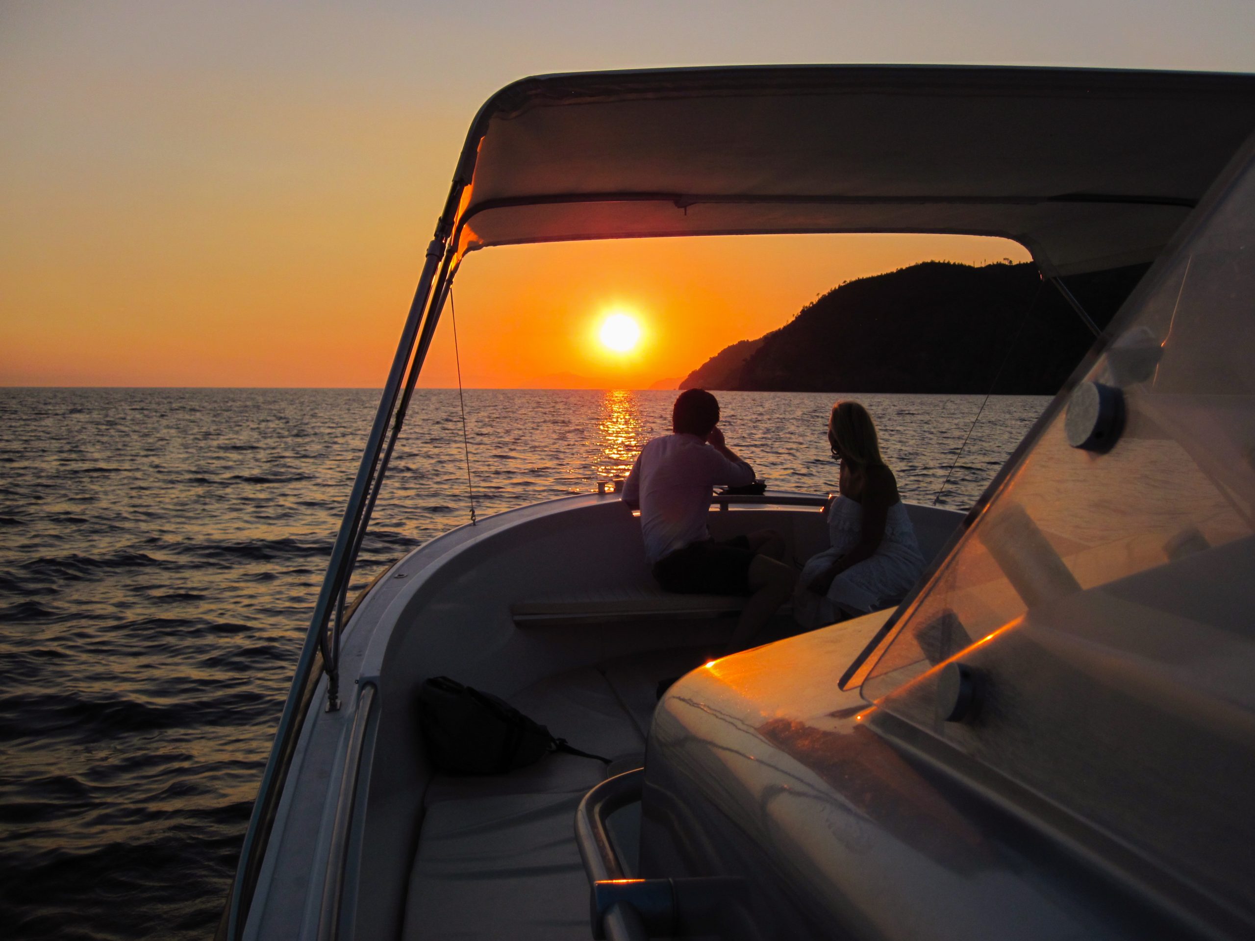 sea breeze boat tour cinque terre